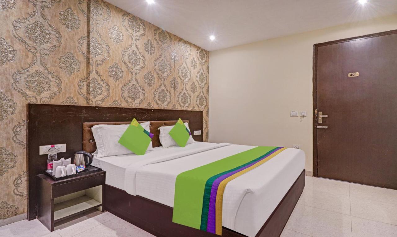 Treebo Trend Paragon Suites Mahipalpur 뉴델리 외부 사진