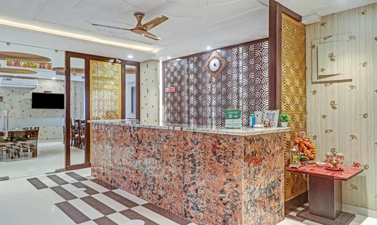Treebo Trend Paragon Suites Mahipalpur 뉴델리 외부 사진