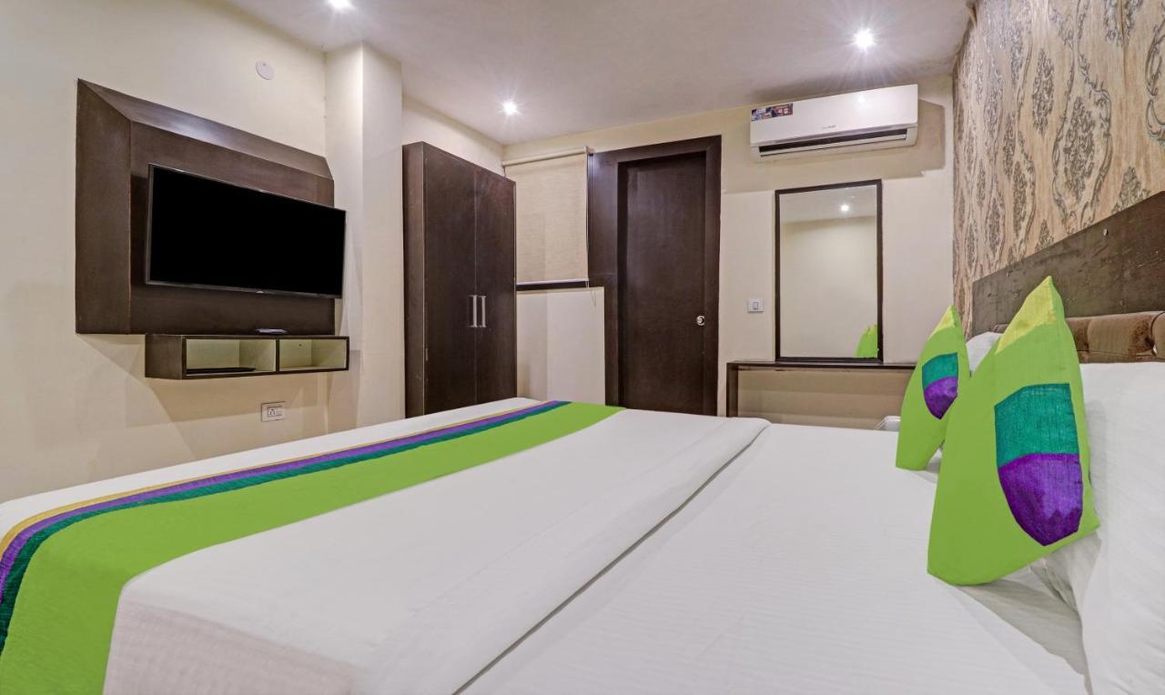 Treebo Trend Paragon Suites Mahipalpur 뉴델리 외부 사진