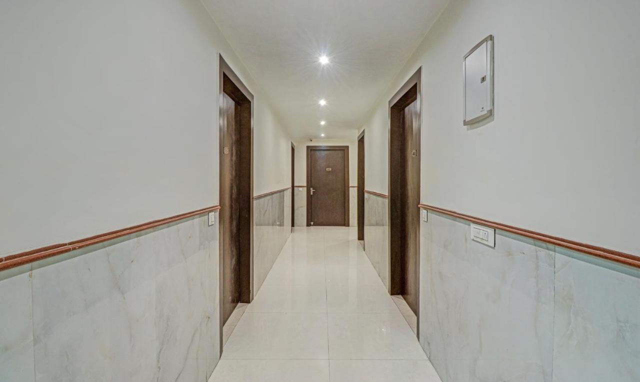Treebo Trend Paragon Suites Mahipalpur 뉴델리 외부 사진